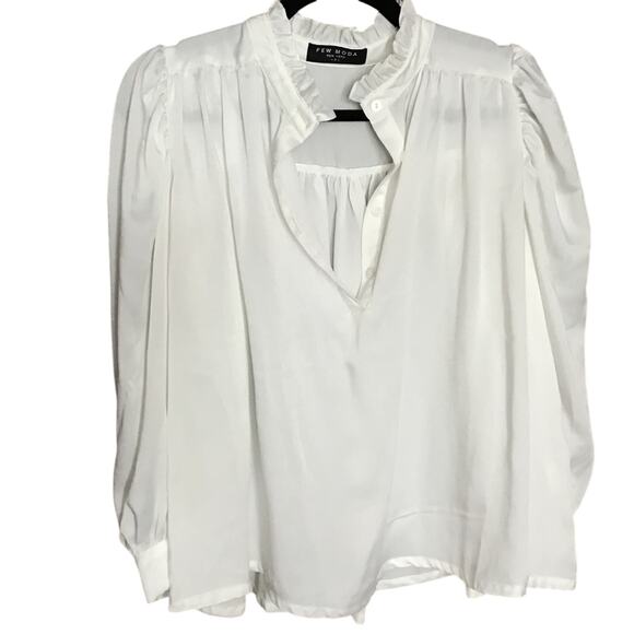 Few Moda white satin ruffle neck blouse small‎ - Picture 4 of 7